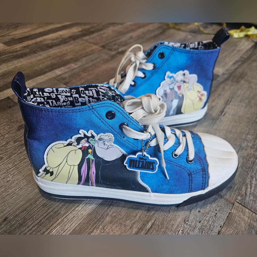 🩵🩷 Ground Up Disney‎ Villains Women's Casual High Top Sneakers Size 9.5💙🩷